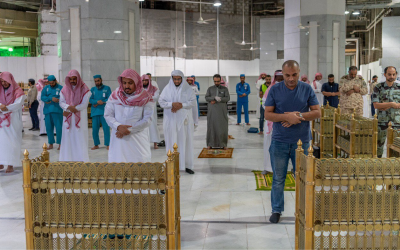 Saudi Arabia Islamic Affairs Ministry: “Lifting Ban on Friday & Congregational Prayers a Concern to Government”