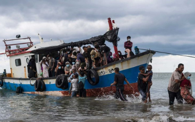 [LISTEN] Hundreds of Rohingya asylum seekers land in Indonesia after six months at sea