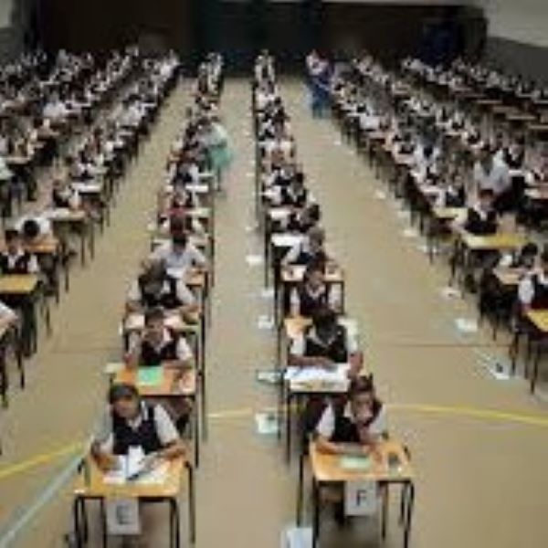 Western Cape Mom Tells Matrics to be Courageous