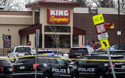 Gunman Kills 10 at US Grocery Store