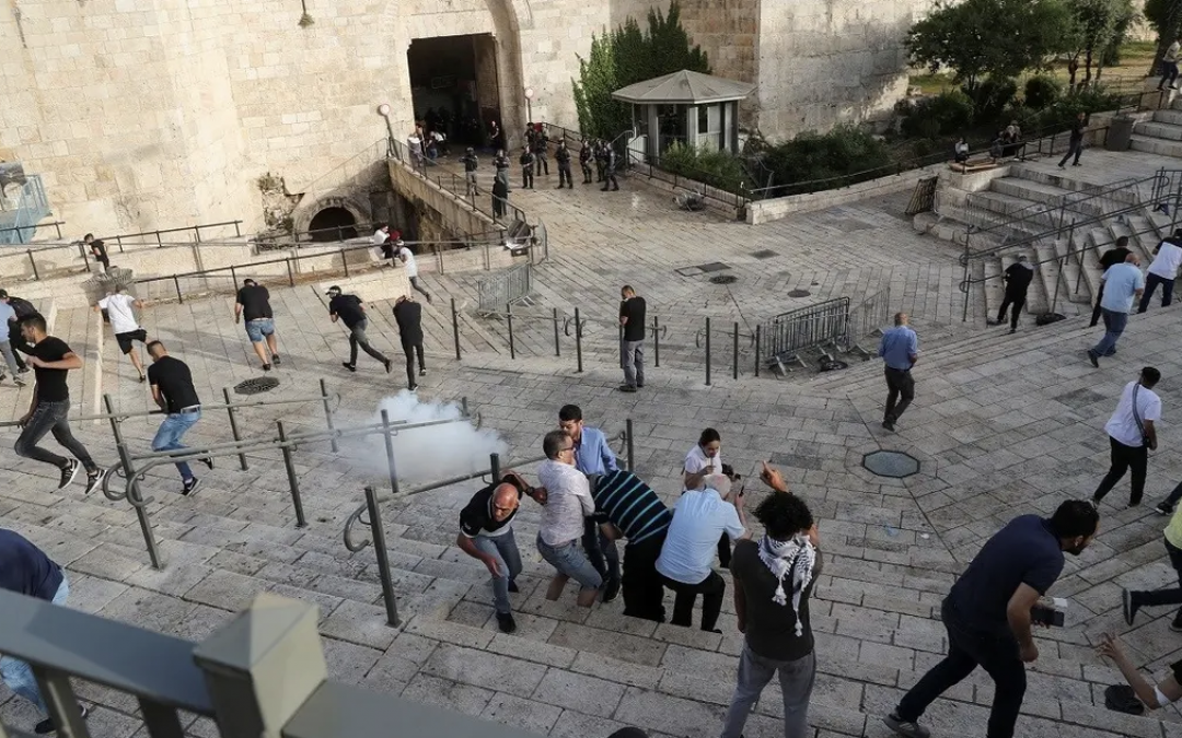 Nine Palestinians Including Several Children Killed After Israeli Bombardment of Gaza Strip