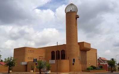 Muslim Community in Lenasia Heartbroken following Passing of Ml Abdullah Nana of Saaberie Jumu’ah Masjid