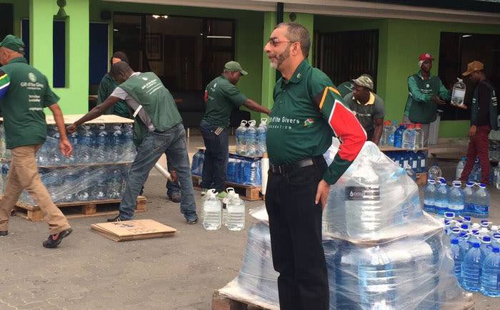 [LISTEN] Gift of the Givers Serves People Unconditionally as it Comes to Assistance of Rahima Moosa Mother & Child Hospital Following Water Shortage Crisis