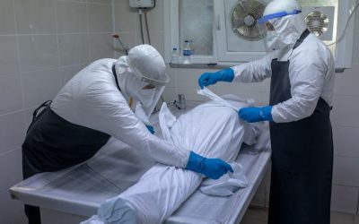 [LISTEN & READ] Prof Shabir Madhi: “Indians are More Likely to Die from COVID-19 & Third Wave Yet to Peak in Gauteng”