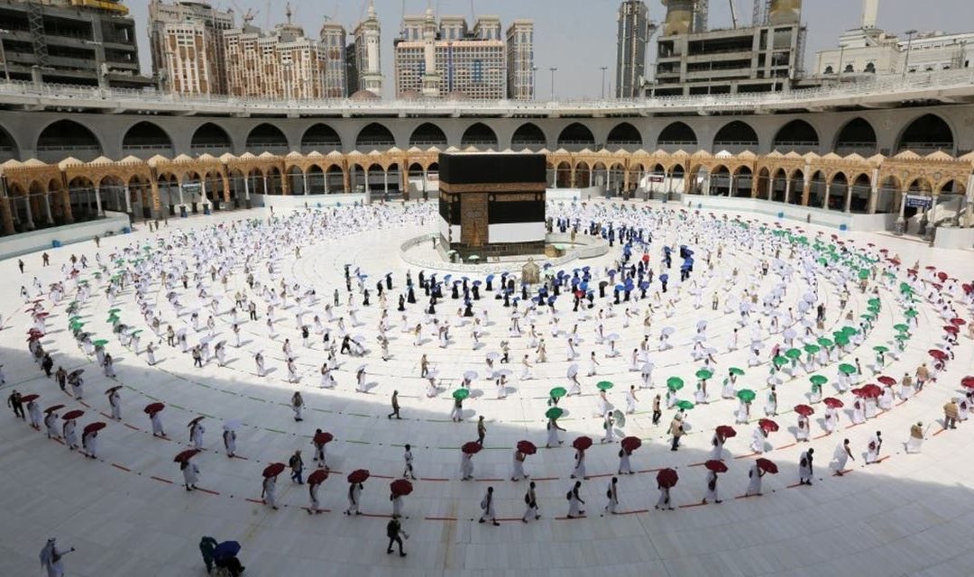 Saudi Arabia Reopens Borders for Vaccinated Pilgrims to Perform Umrah