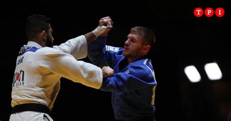 Algerian Athlete Withdraws from Olympics to Circumvent Israeli Opponent