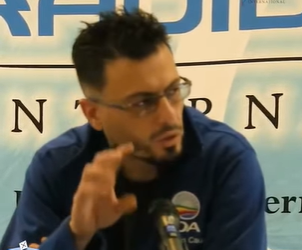 Does the DA see the Azaan as a nuisance?