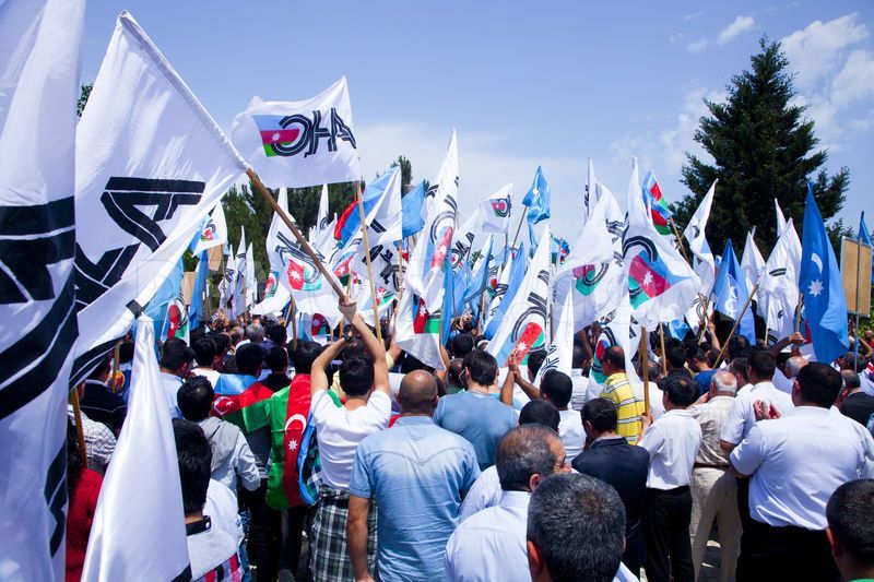 [LISTEN] Azerbaijan Celebrates, while Armenia Commiserates