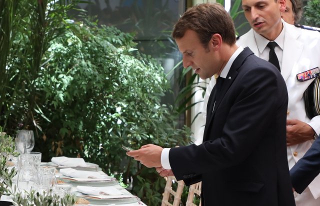 [LISTEN] Macron’s Feathers Ruffled by Ditched Australia Submarine Deal