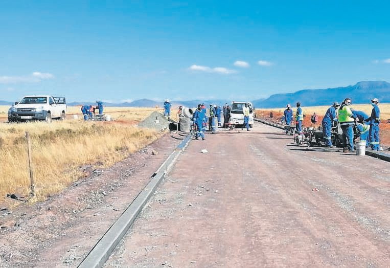 Enoch Mgijima Local Municipality Under Scrutiny (Again) for (Tiny) R95 Million Road