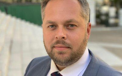 South Africans suffer under Covid lockdowns; ministers buy 24 cars at a combined value of 19-million