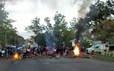 oThongathi residents burn Jojo tanks in protest over lack of water