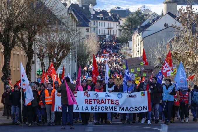 Protests continue in France over pension reform plan by Macron