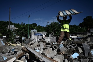 French authorities begin demolition of vast Mayotte shantytown