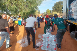 Gift of the Givers delivers thousands of litres of drinking water to cholera-stricken Hammanskraal